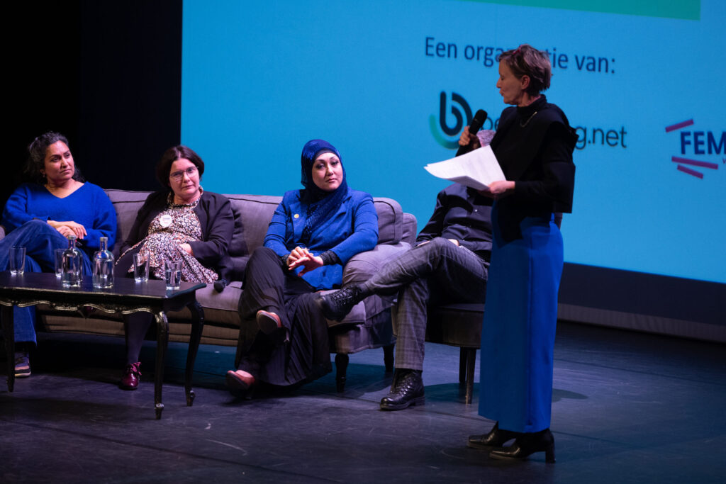 Lezing Binu Singh Genk Mine Dalemans (53 Van 98)