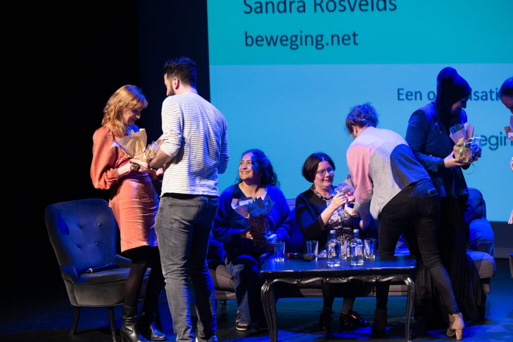 Lezing Binu Singh Genk Mine Dalemans (75 Van 98)