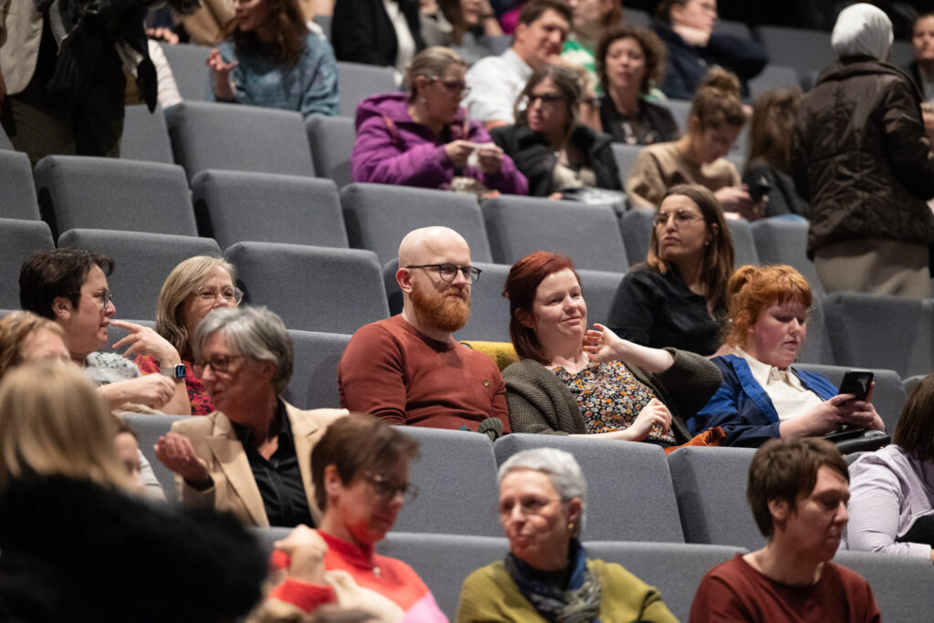 Lezing Binu Singh Genk Mine Dalemans (8 Van 98)