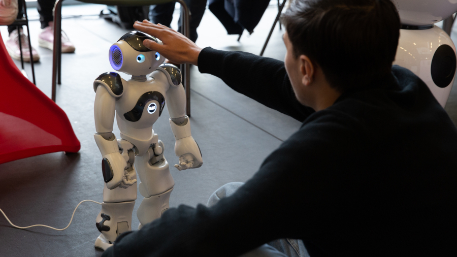 Limburgse Welzijnsincubator verbindt technologie met welzijn