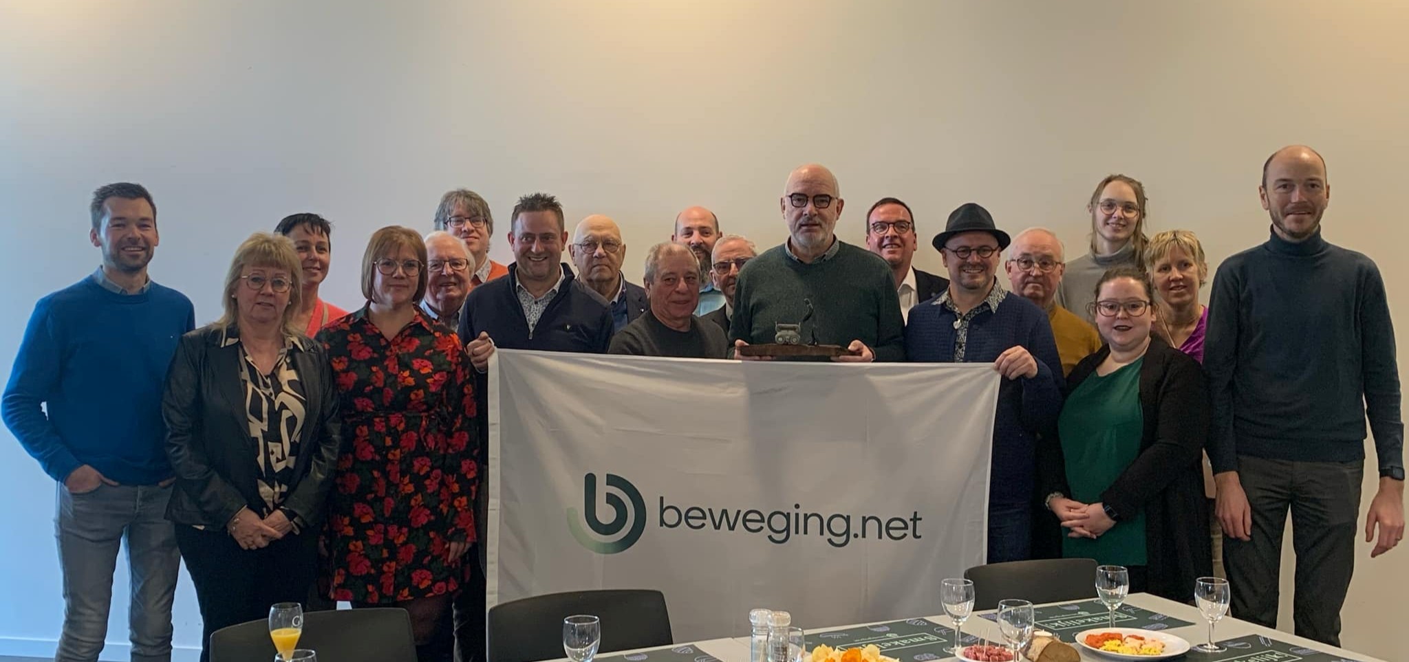 Beweging.net Groot-Zedelgem bekroont Johan Verstraete als ‘Karrenduwer’
