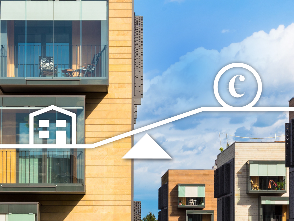 Gebouwen en lucht. Als pictogrammen staat links een huis en rechts een muntstuk. Deze visual komt terug in onze nota: Betaalbaar wonen: hefbomen voor woonmaatschappijen