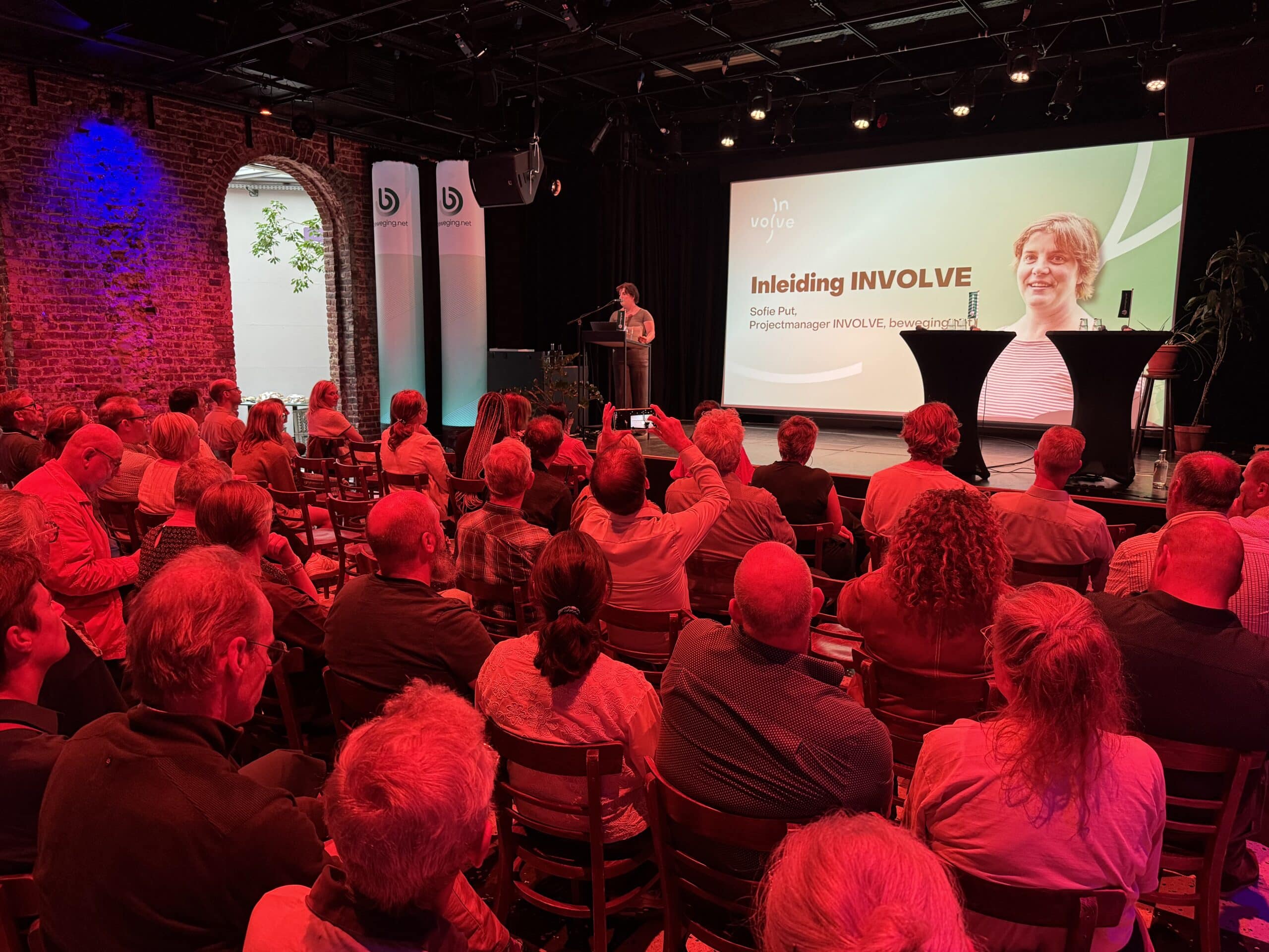 dag van de democratie involve